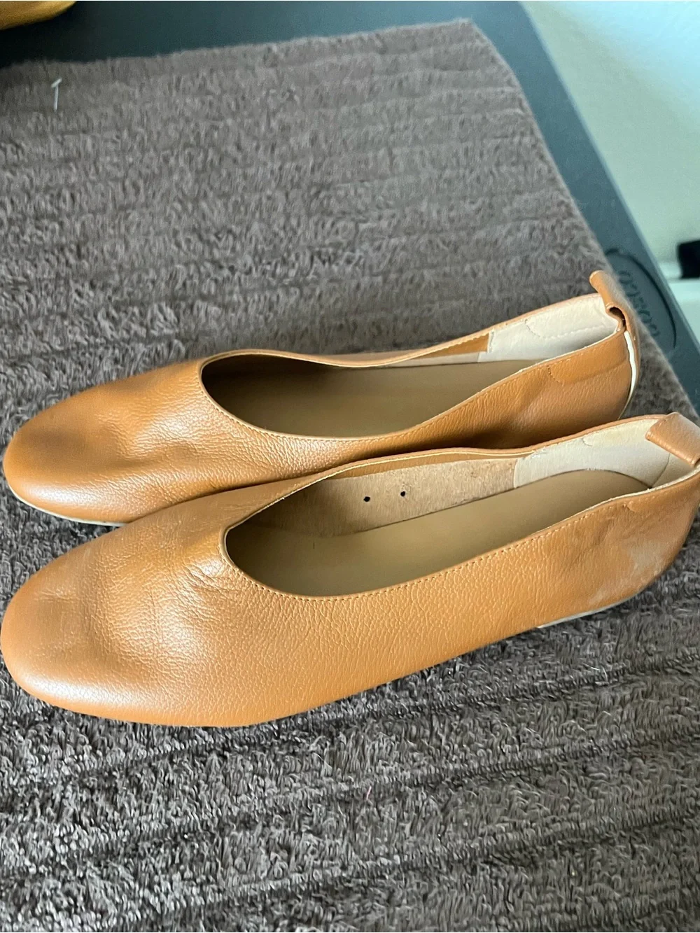 Everlane The Day Flat Camel Leather Ballet Flats Size 6.5